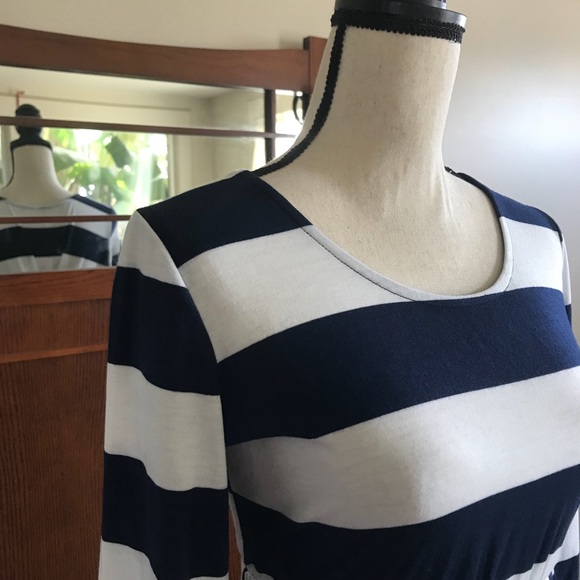 !LAST ONE 2X! Plus size striped maxi dress - Picture 5 of 7